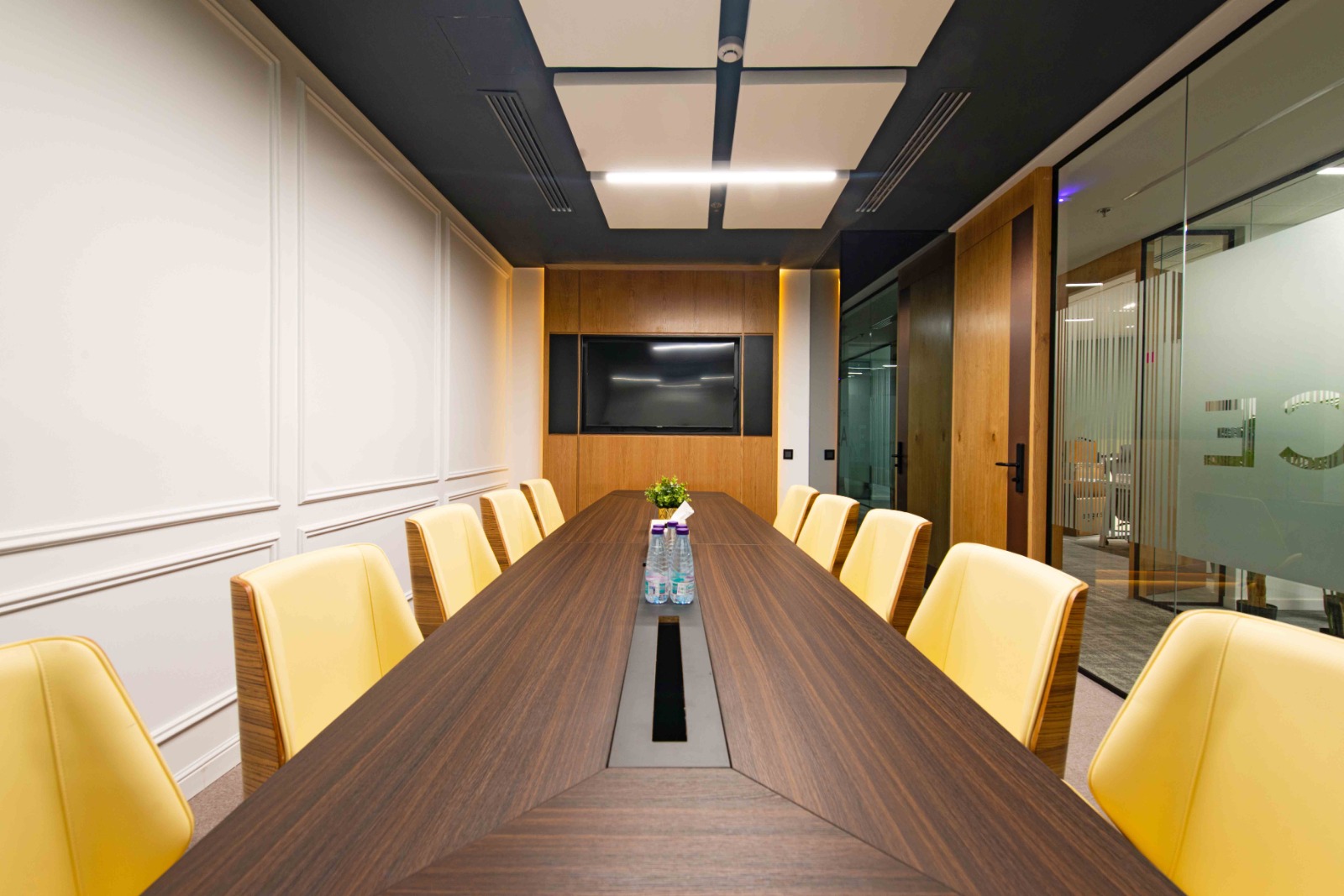 Board Room · The Place - King Fahd Rd. - Samama Tower