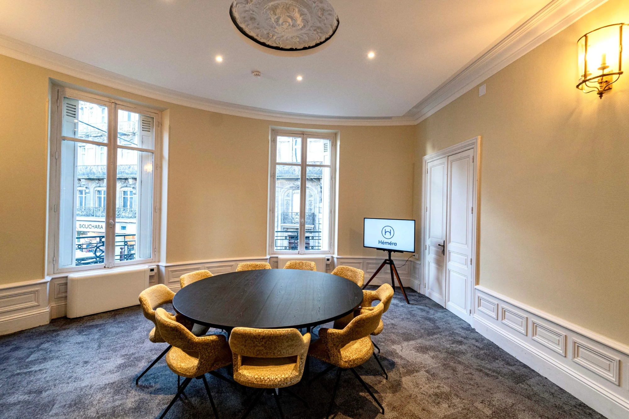 Salle de réunion 9 personnes - 2 éme etage · Héméra Agen