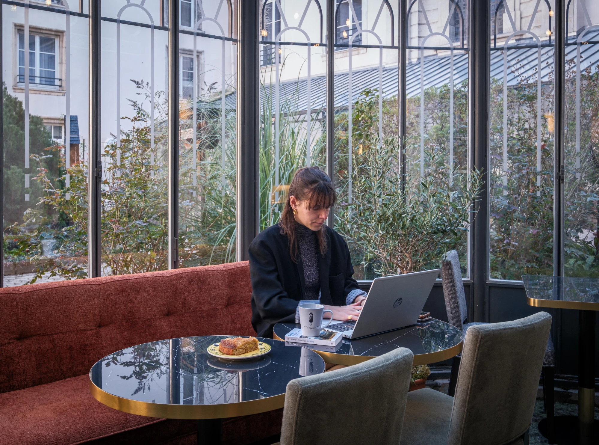 Accès Coworking - Salle Petit-Déjeuner · Hôtel Littéraire Stendhal