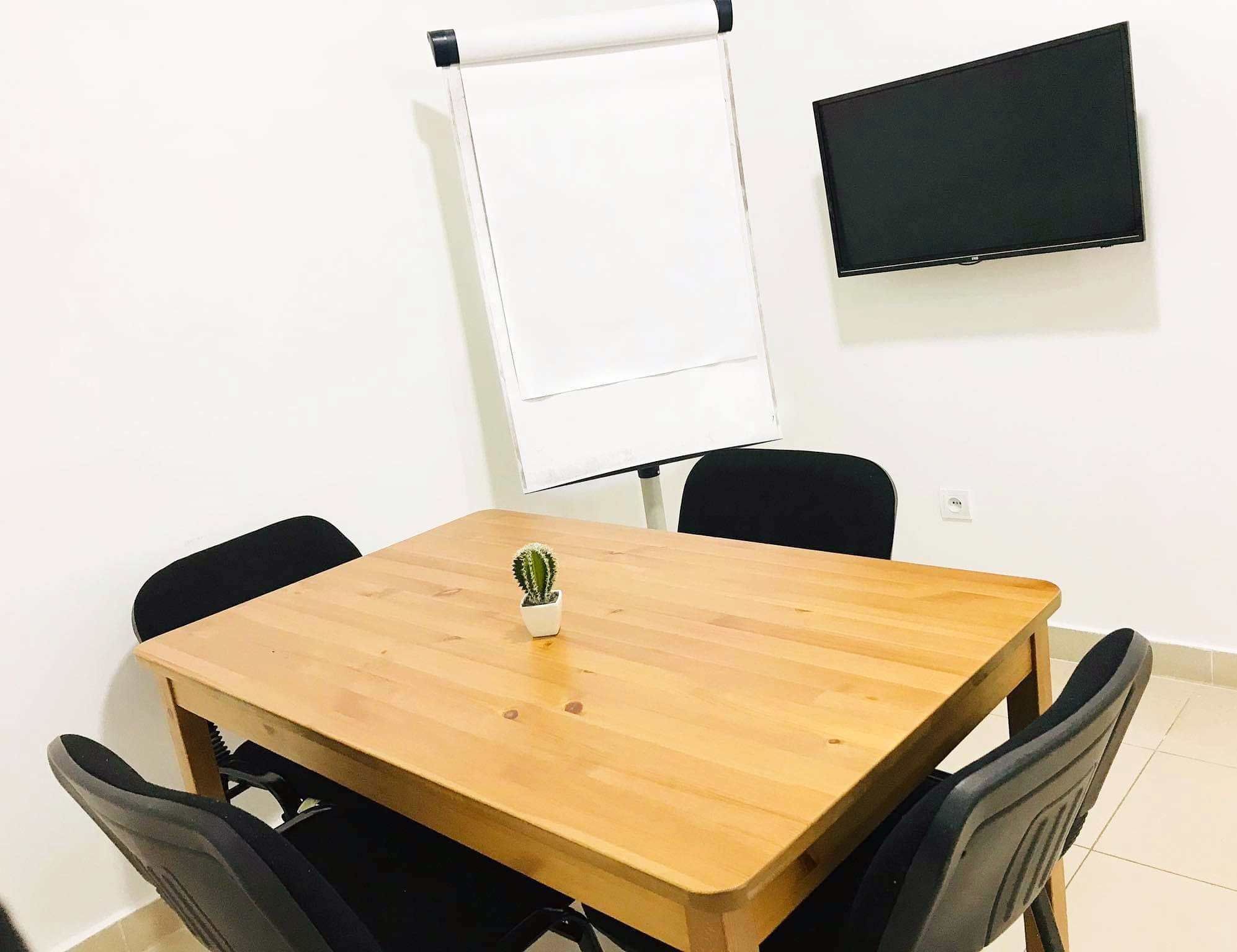 Bureau privatif 4 postes · The Address Coworking Space