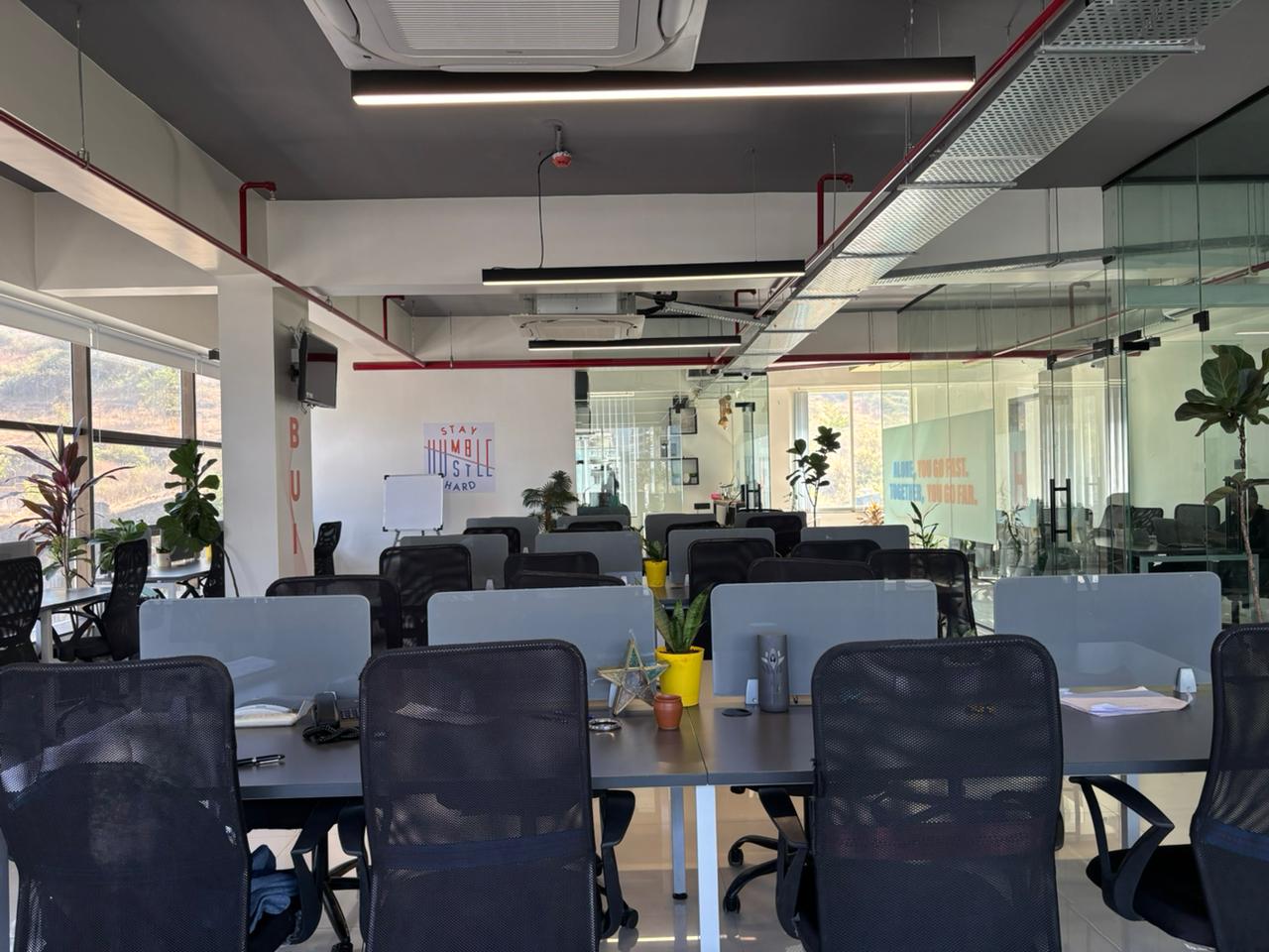 Dedicated desk · Shreyas Crest
