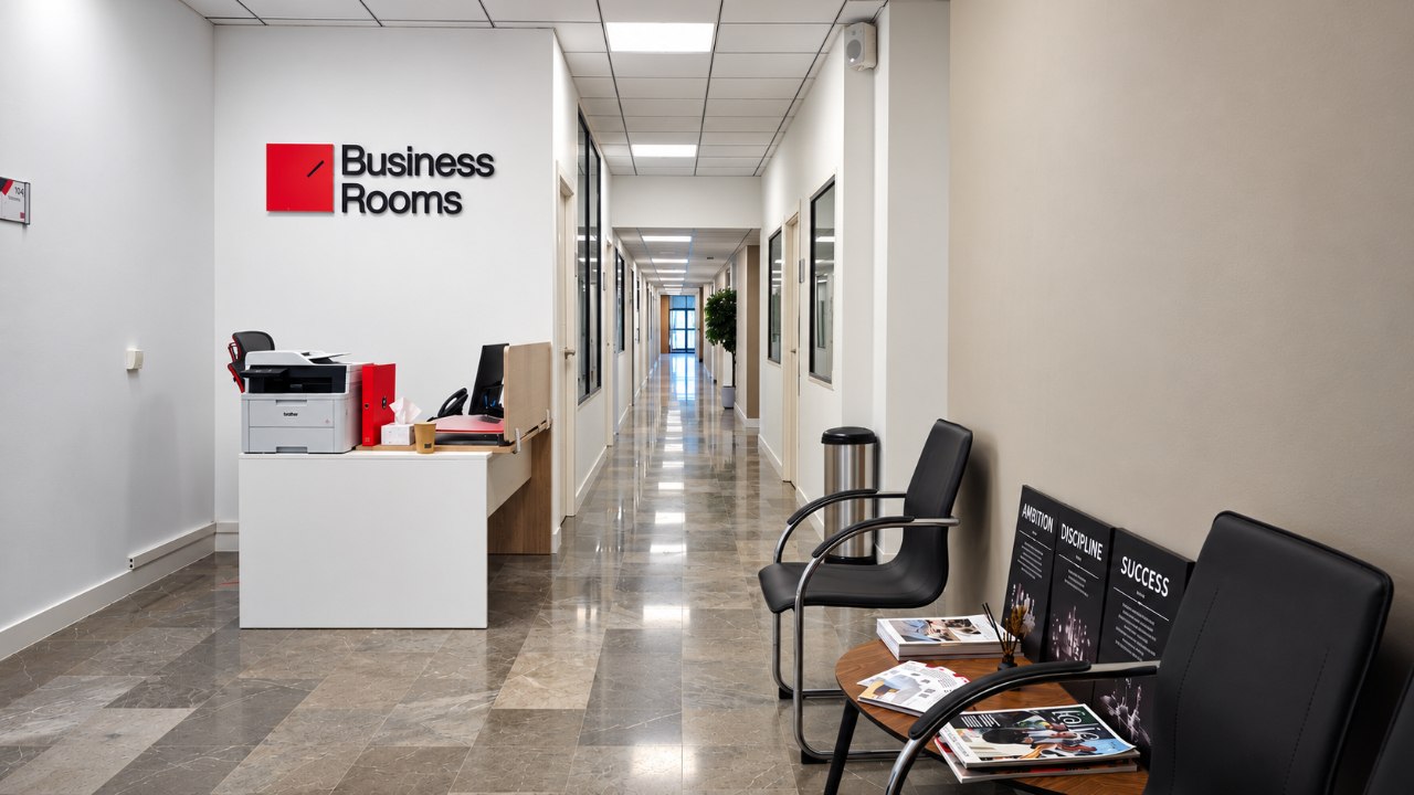 Sala de reuniones 4 personas · Business Rooms Campanar