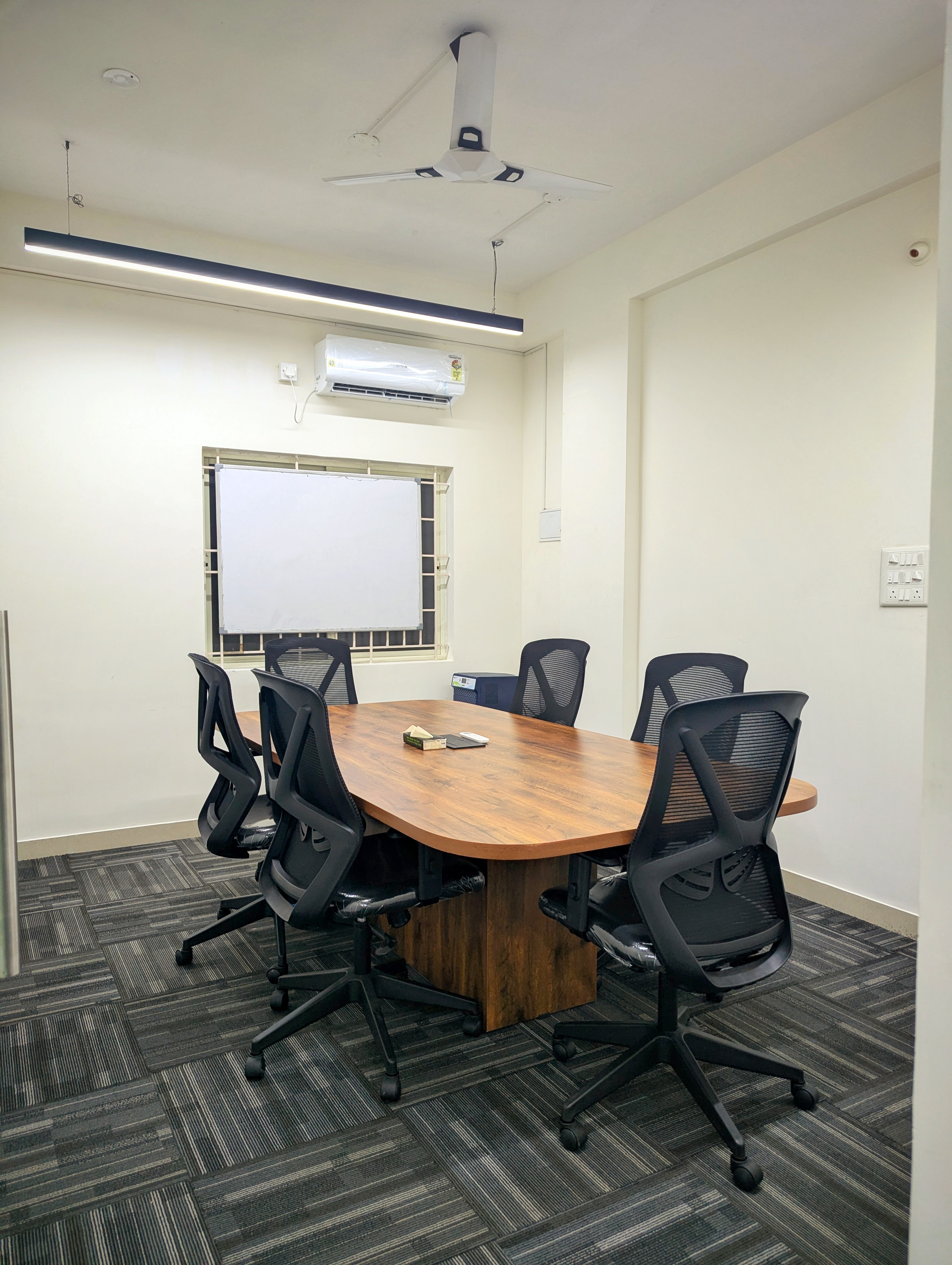 Meeting Room ยท Work Nest Co-Working Space