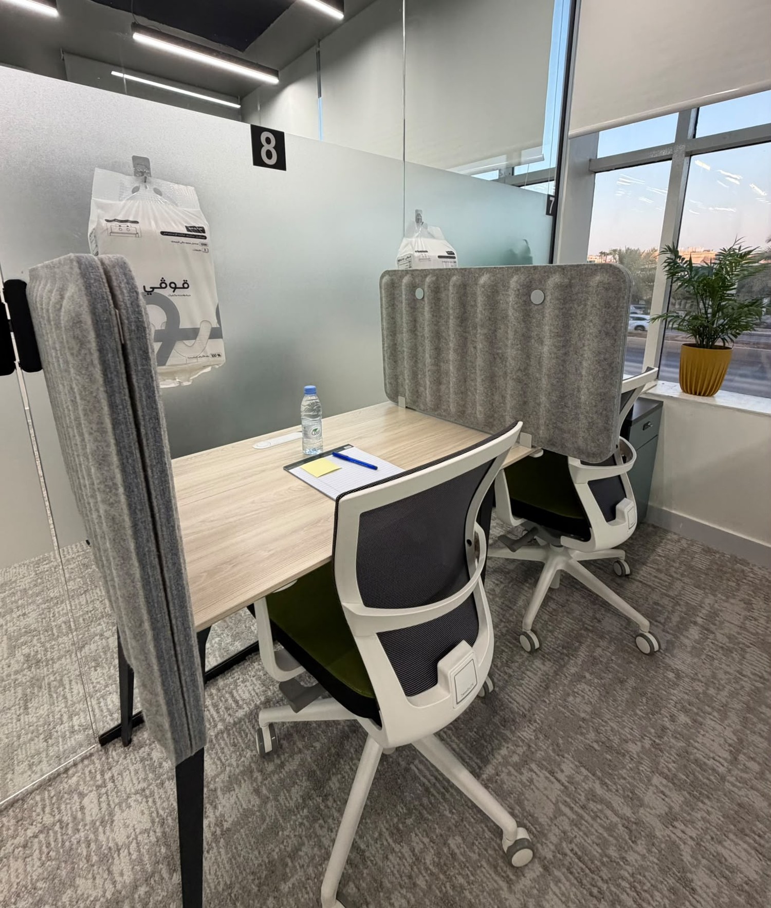 Shared Desk (Hot Desk) · Hayez Coworking Space