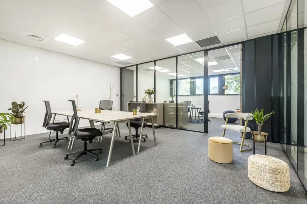 B29 - Bureau privatif standard 10 postes · B'CoWorker Orgemont