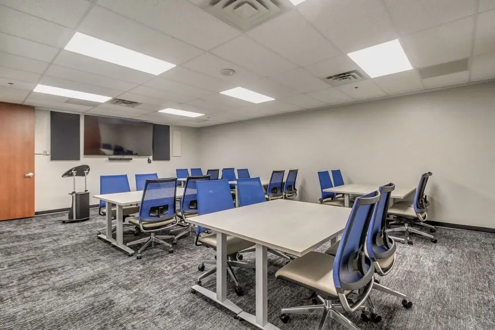 Meeting Room Discovery Room · Essential Offices - OKC