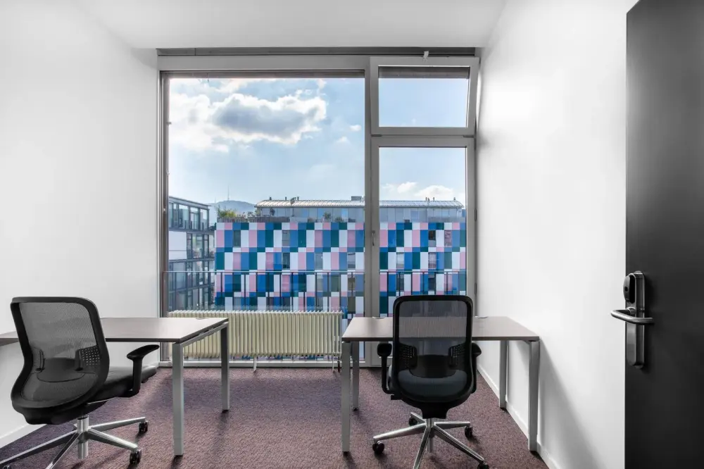 Day office · Regus CAIRO, Arkan Plaza - EGP