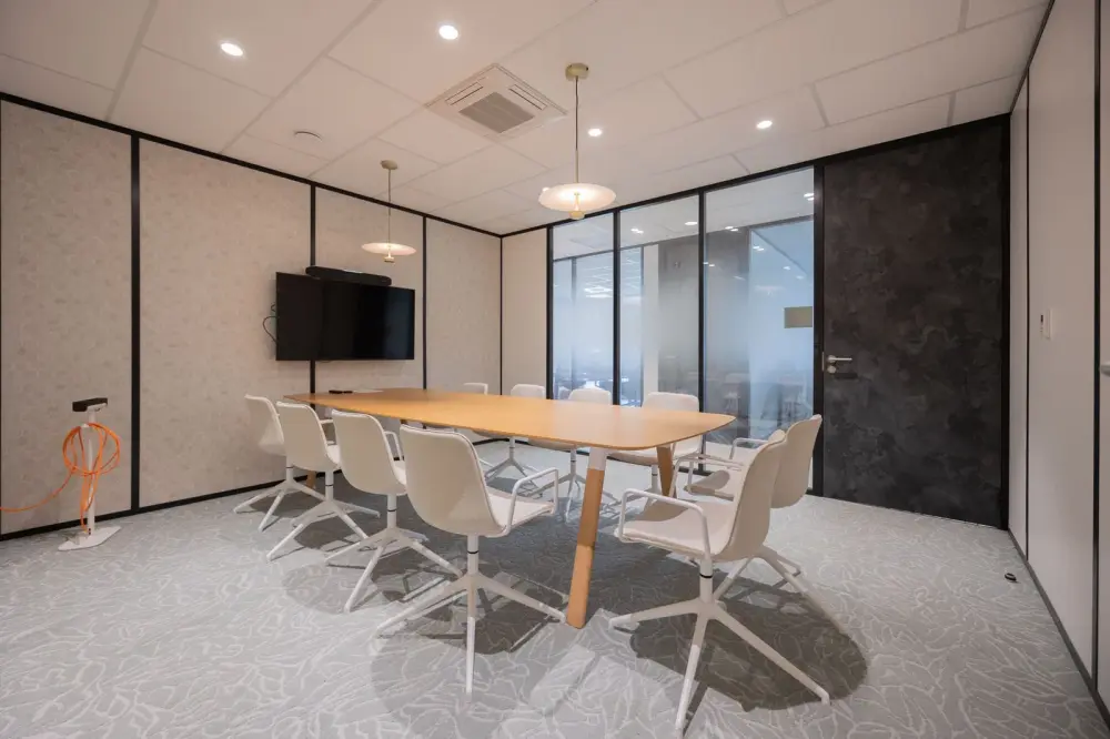 Salle de réunion COMBAS · The WorkStation