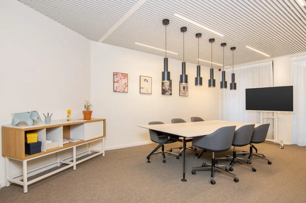 Room MR-702 · Regus Lima, Conquistadores