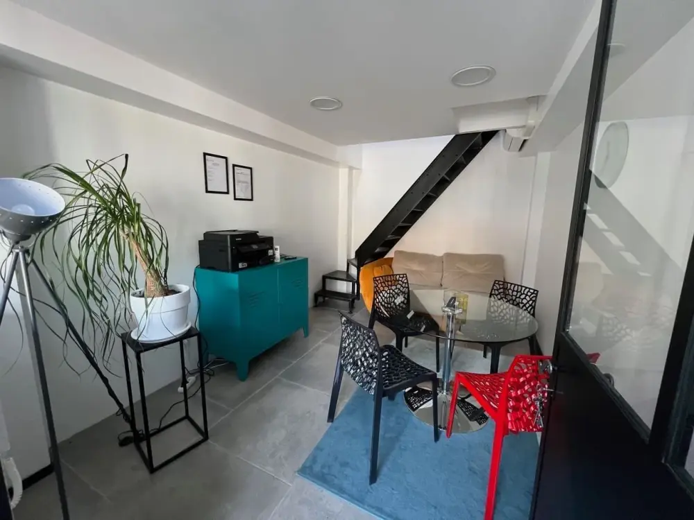 Bureau Fermé · At Work Concept Office