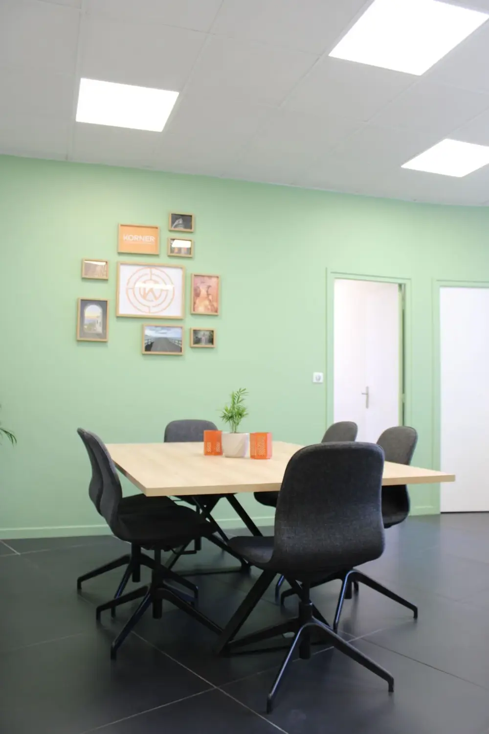 Open space · Korner Grasse