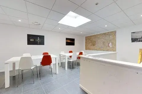 La Salle de réunion · Le Square