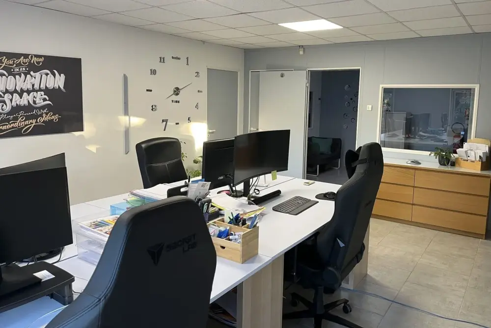 Bureau privatif 2 personnes · UBAS