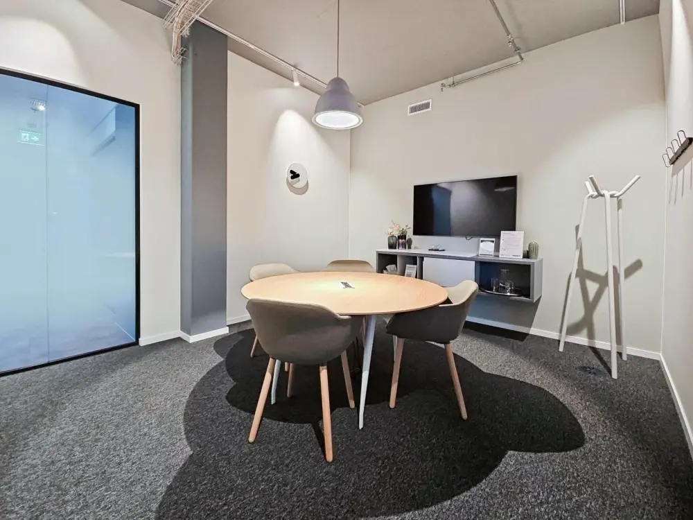 Meeting room Lounge · Regus PRAGUE, Empiria