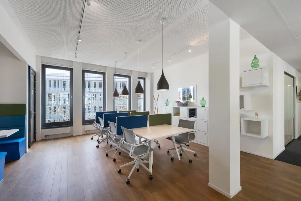 Coworking day pass · Regus MEXICO CITY, Magenta Reforma