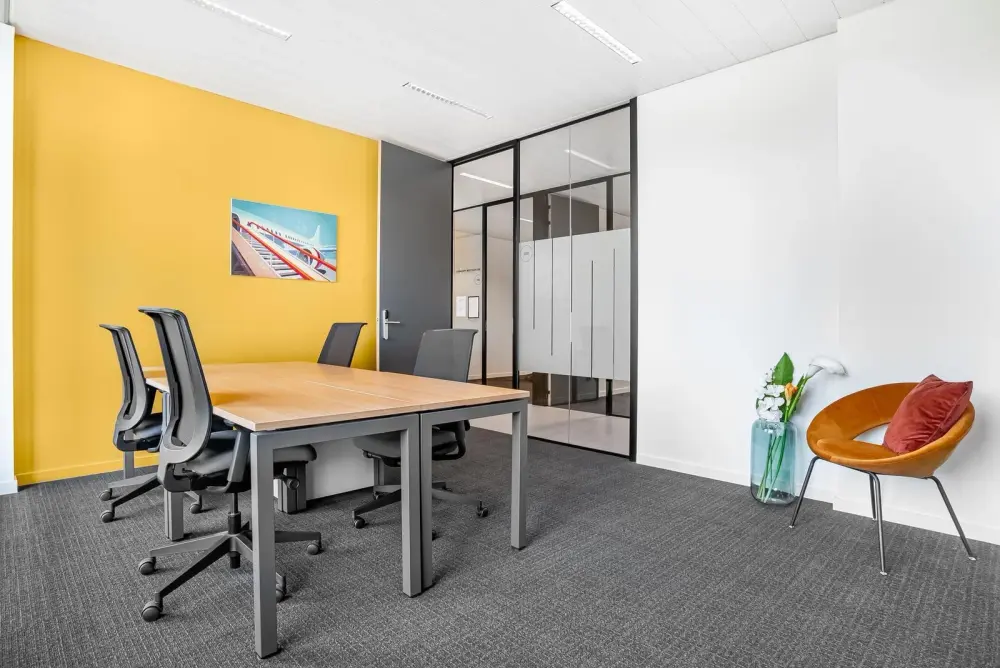 Day office · Regus CAIRO, Nasr City Olympic Building - EGP