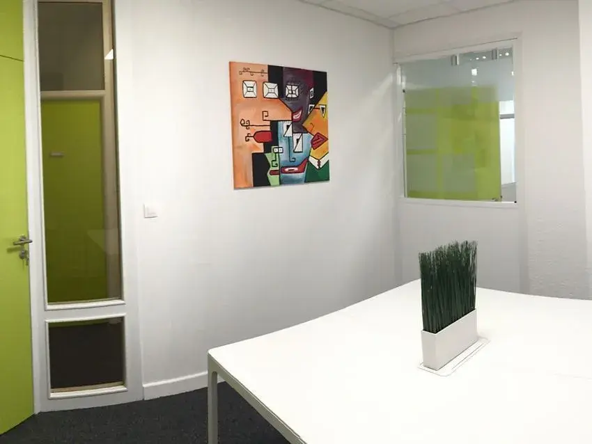 Bureau Privé N°28 · Reggad Estate - Denfert Rochereau