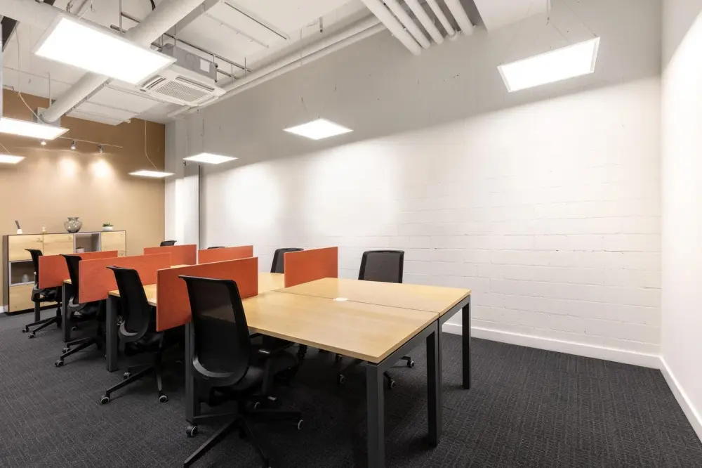 Coworking day pass · HQ QC, Montreal - Rue Saint-Jacques