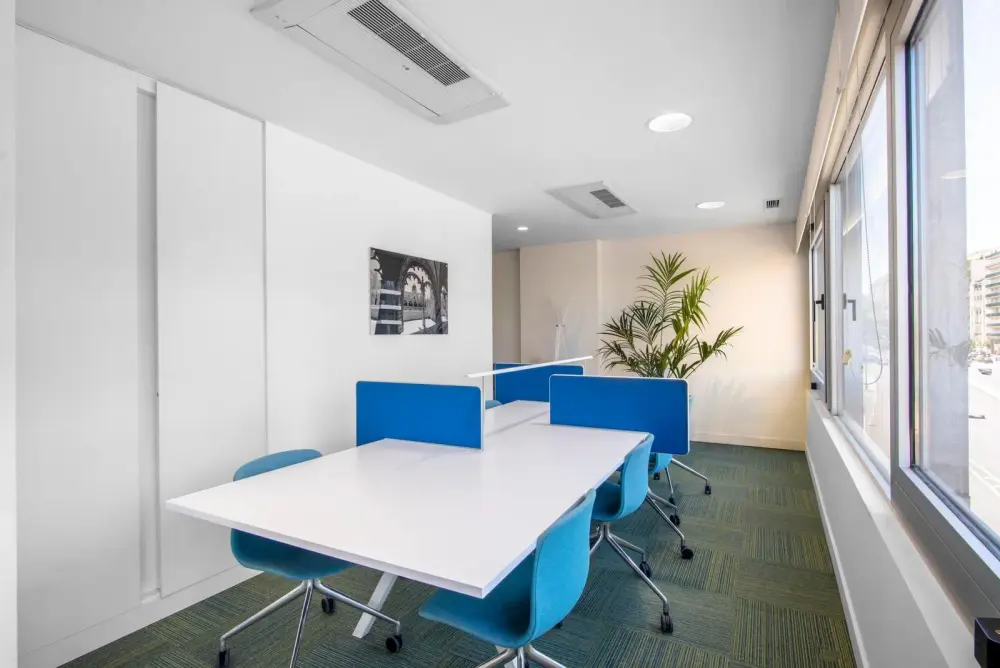 Coworking day pass · Regus Lima, Torre Omega