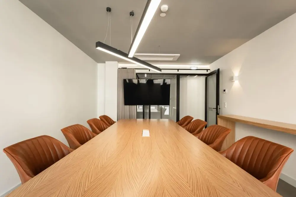 Meeting Room Nexus · Vertical Coworking - Dom Henrique