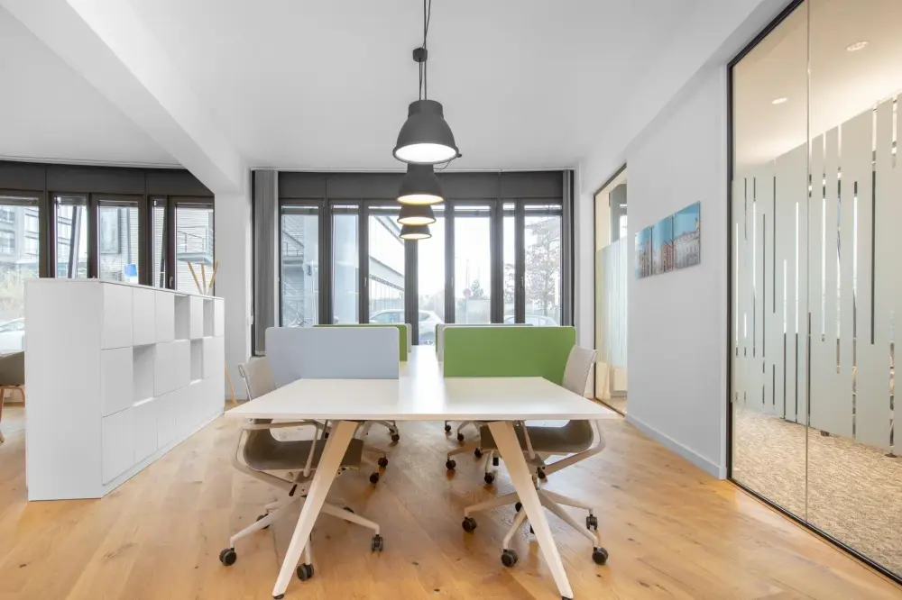 Coworking day pass · Regus DOHA, The Pearl