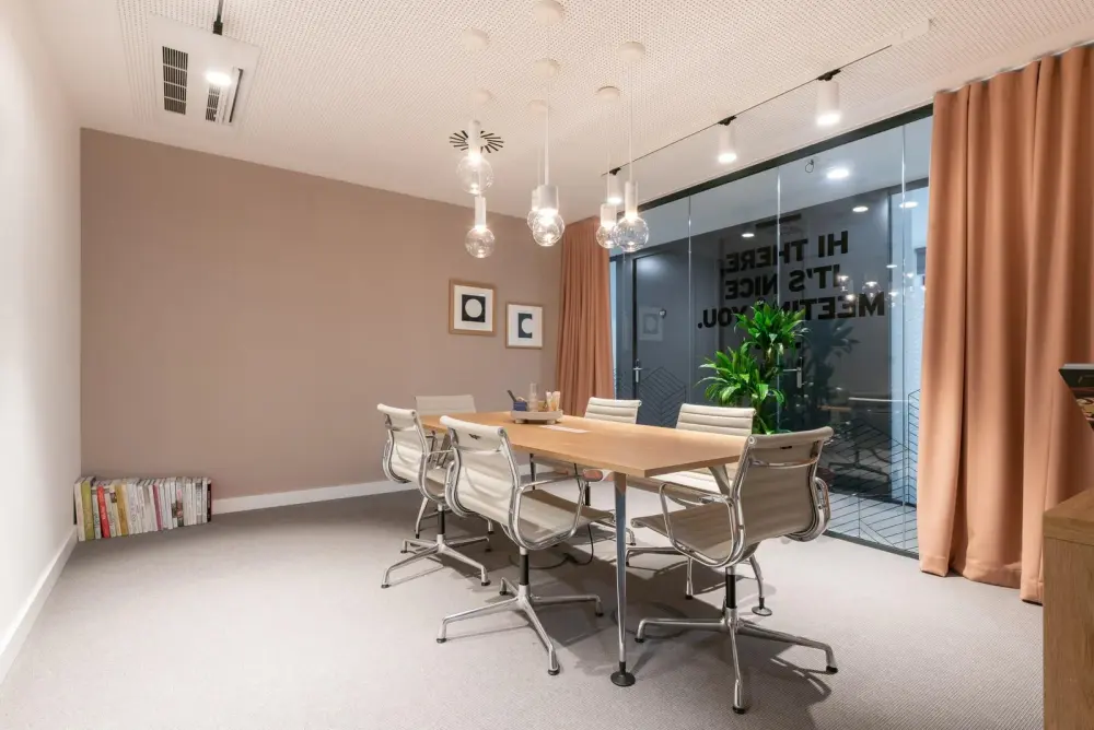 Room MR Guggenheim · Regus BILBAO, Gran Via