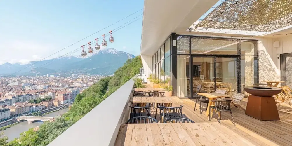 The Large Room · The Babel Community | Grenoble