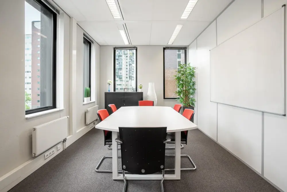 Meeting room MR-106 · Regus DROGHEDA, Bru Digital Hub