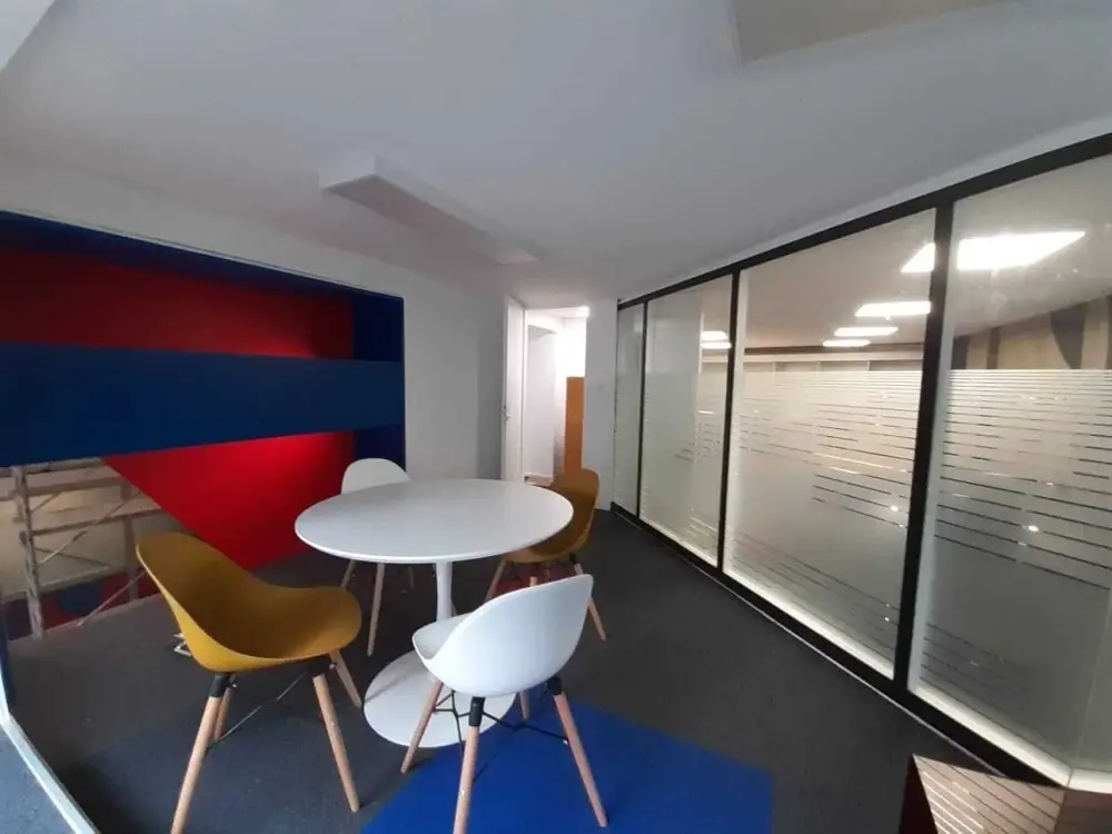 Bureau Privé 9 · Reggad Estate - Félix Viallet