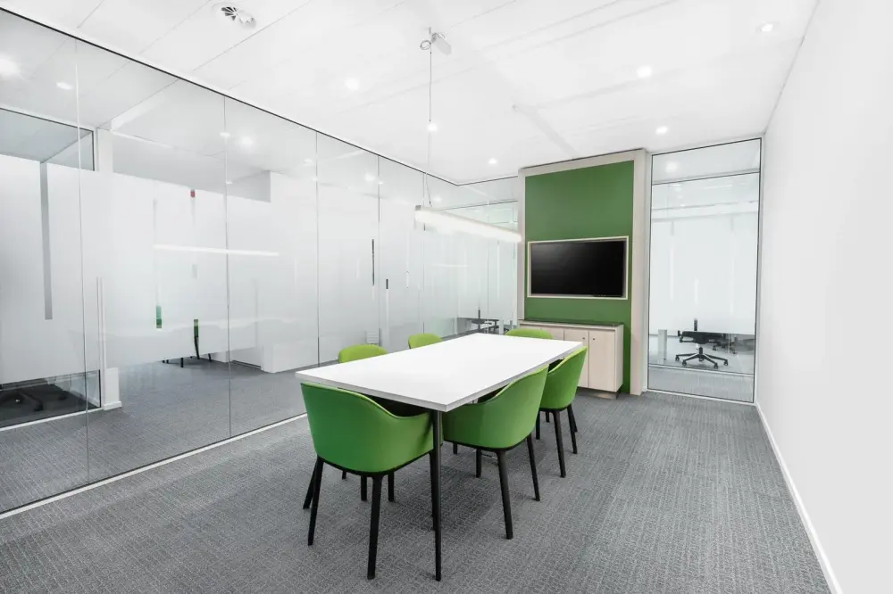 Meeting room Conference A · Regus CURITIBA, Batel - Ed Corporate Evolution