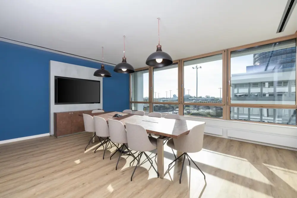 Room 1002 · Regus ABU DHABI, Airport Road