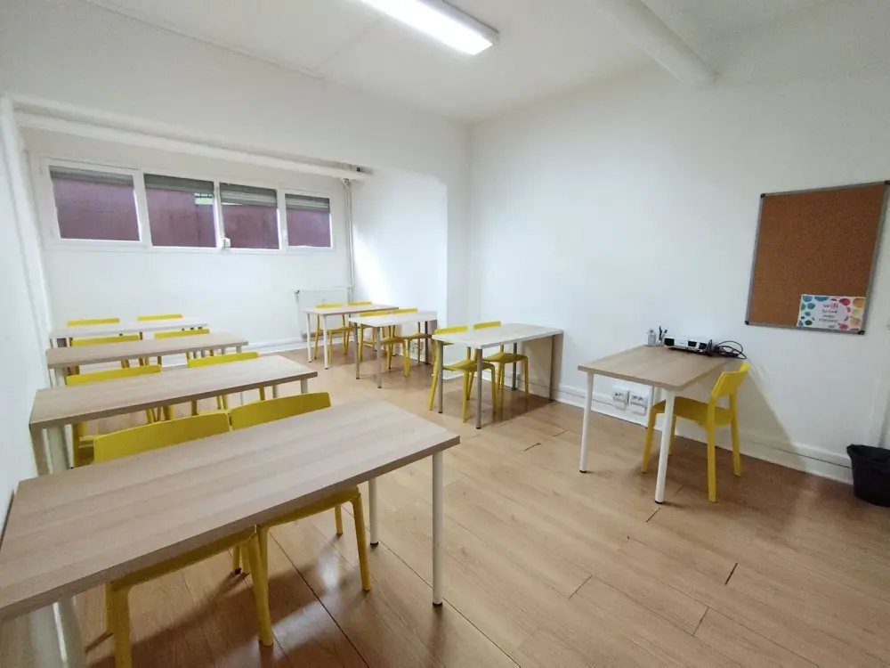 SALLE DE FORMATION - MILAN · Facility Center