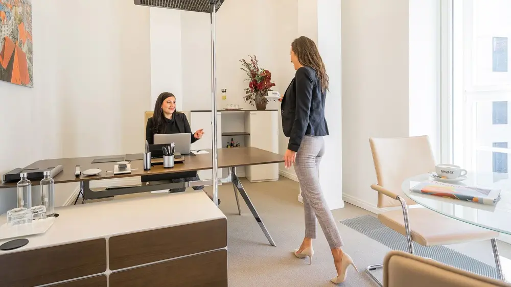 Private office for 2 persons · Contora Office Solutions - München Palais an der Oper