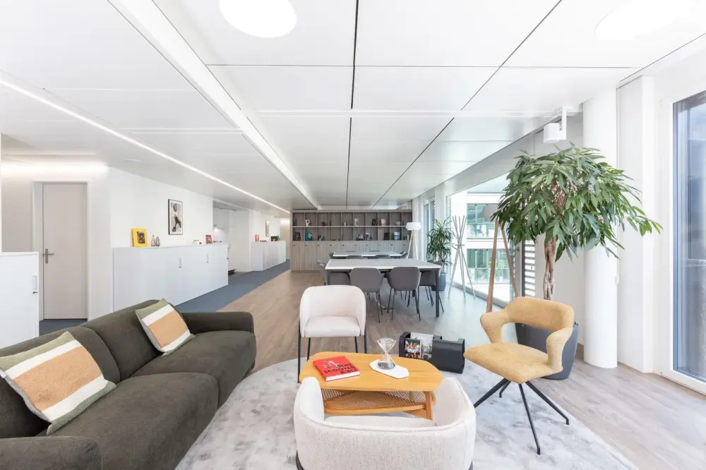 Coworking day pass · Regus VANTAA, Aviabulevardi