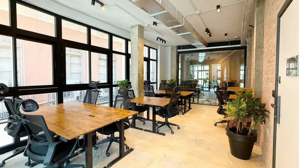 Open space Nomad · Momentum Plaza Malaga