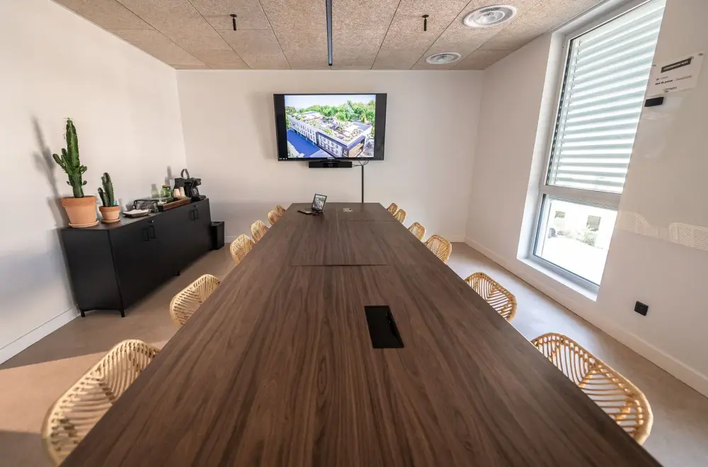 Salle de réunion Oasis - 12 personnes · Coloft Sophia Antipolis