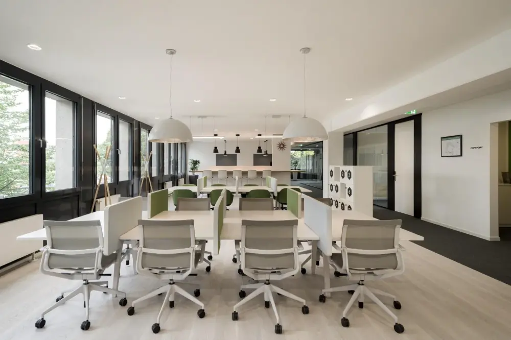 Coworking day pass · Regus MUNICH, Leopoldstraße