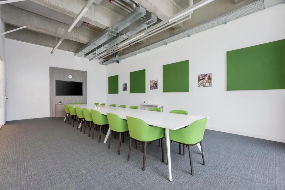 Room Hudson · Regus BRACKNELL, Arlington Square