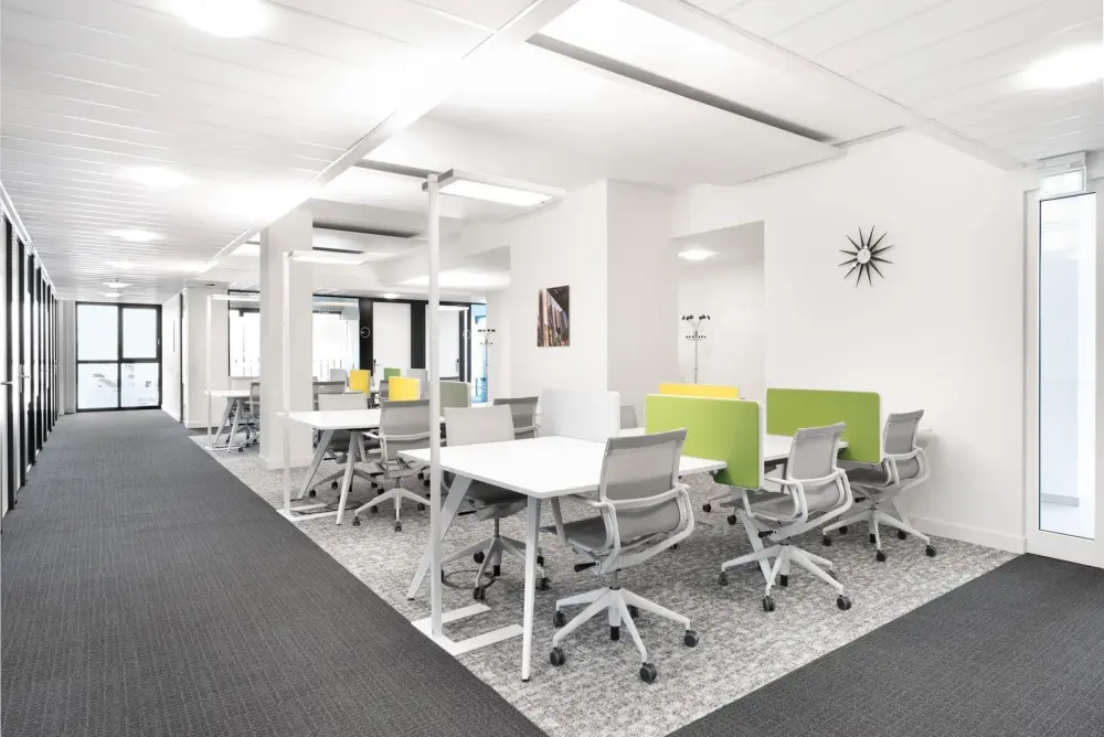 Coworking day pass · Regus Manila, Adriatico Square