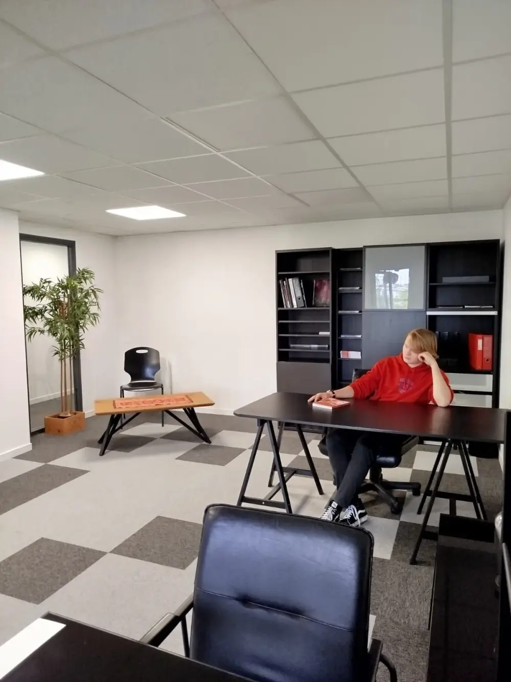 Bureau privatif 3 personnes · Pacific Coworking