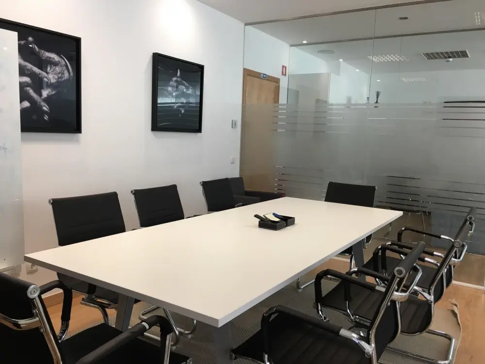 Meeting Room 10 people · Sector Five