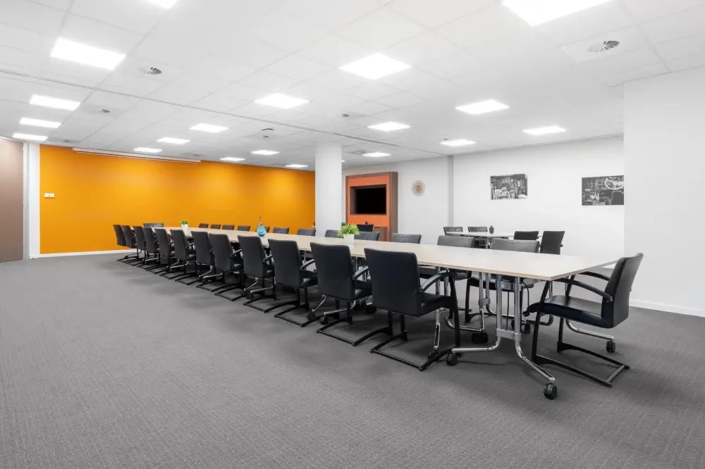 Room Polanco-Bosques · Regus MEXICO CITY, Regus Palmas Torre Esmeralda II