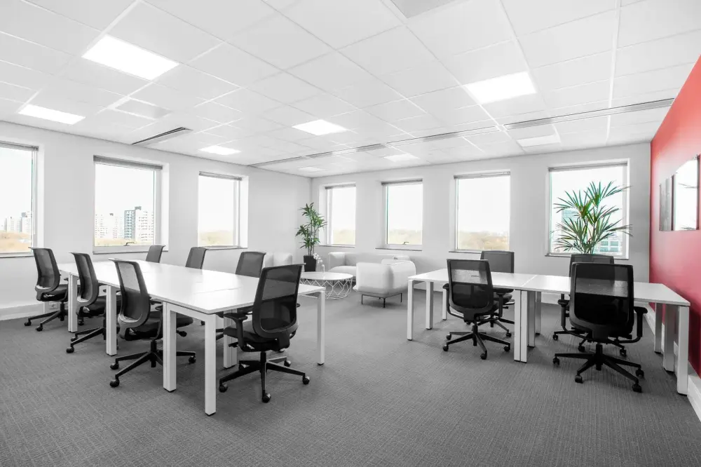 Day office · Regus SOFIA, Parliament (EUR)