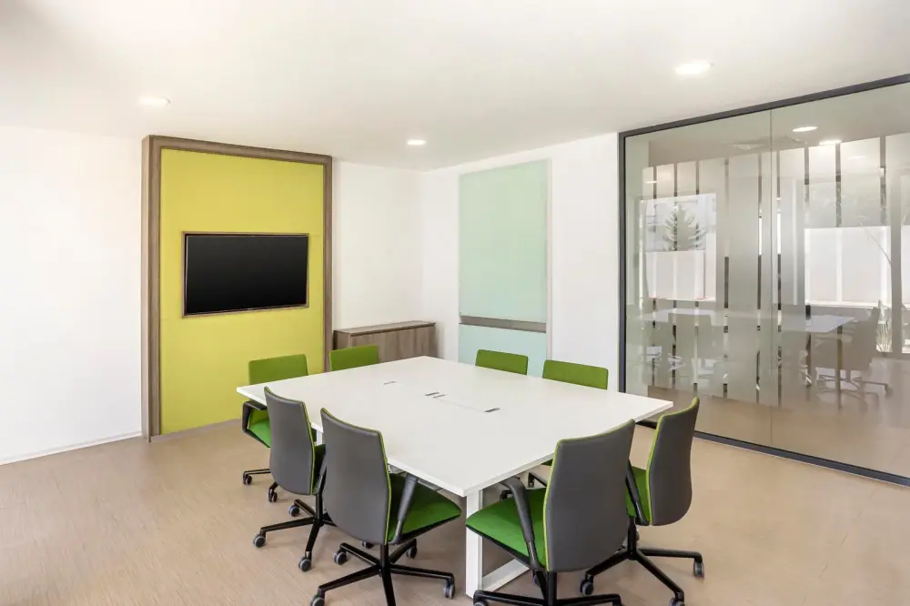 Room Primitivo · Regus PRAGUE, D1 Ricany