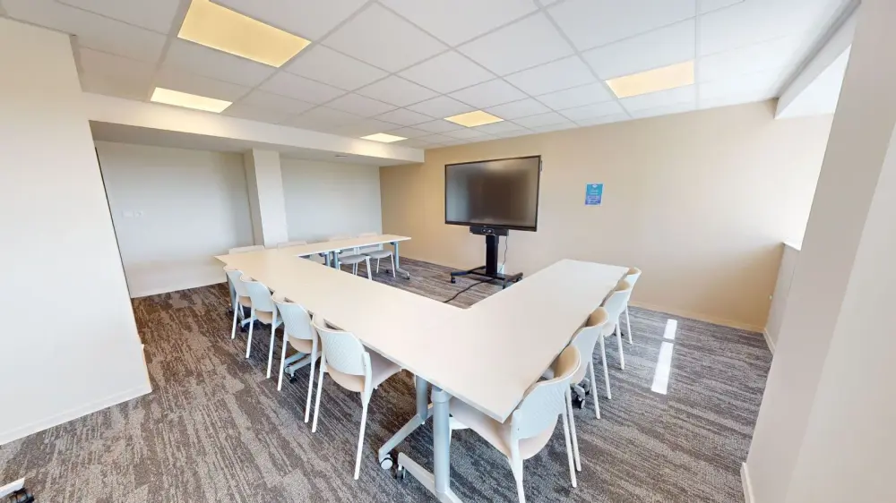 Salle Atlanta - 14 personnes · WTC Poitiers Futuroscope - CCI de la Vienne