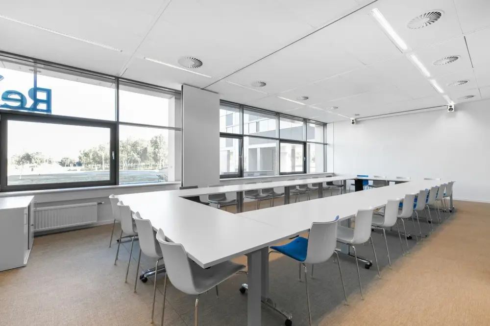 Room zzSolutions A · Regus ON, Markham - Allstate