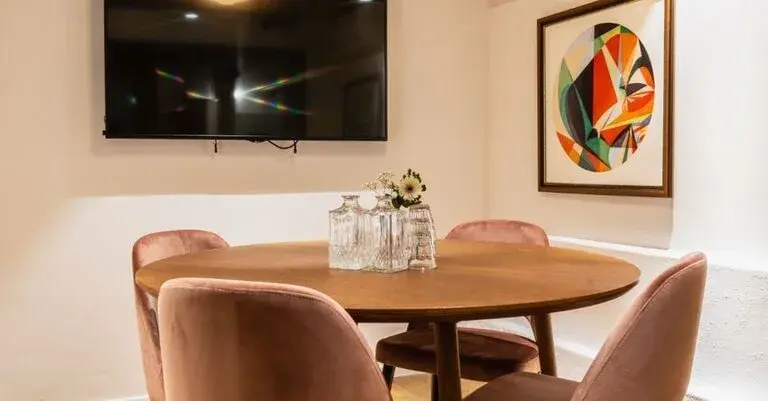 Meeting Room M4 · Mindspace Nicolaas Beesstraat