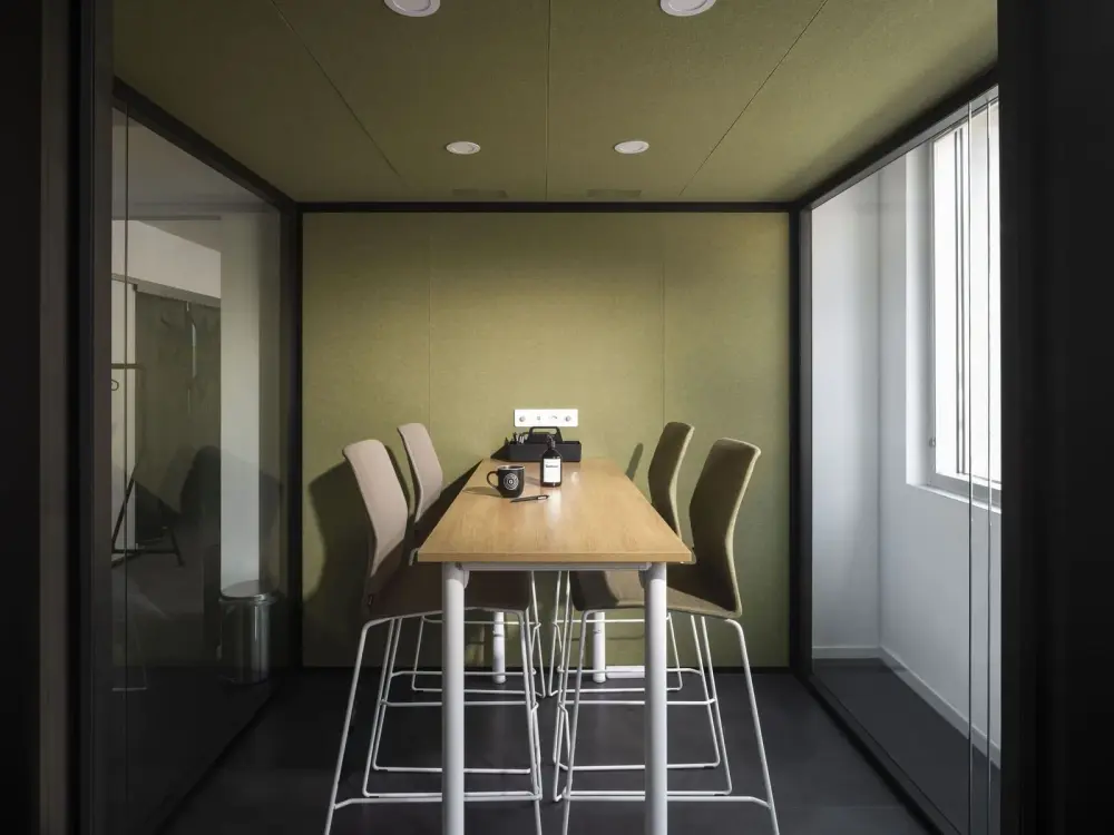 Salle de réunion Raven · Gotham Lausanne Flon