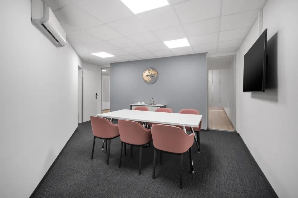 Meeting room CM 03 · Regus Cairo New Capital, Pioneer Plaza