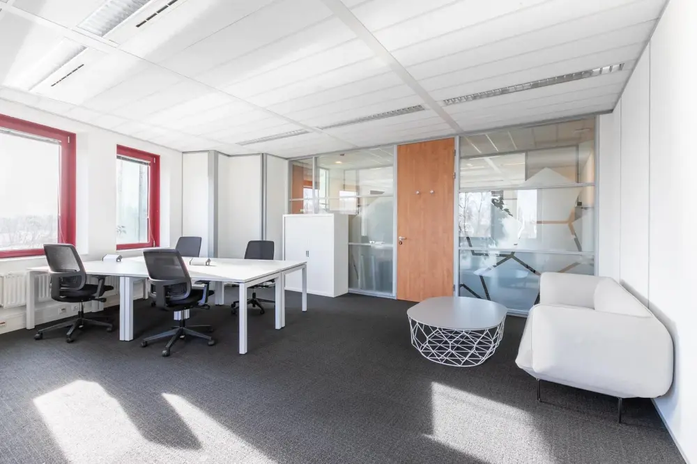 Day office · Regus Pasig, Ayala Malls 30th